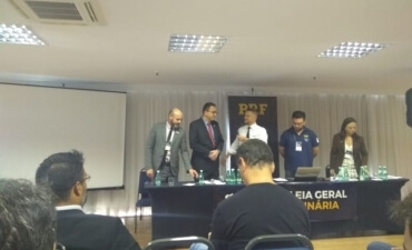 Diretores do SINPRF-GO marcam presença em Brasília na AGE da FENAPRF. Na oportunidade visitaram também os gabinetes de todos os Deputados Federais e Senadores de Goiás