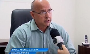 Mídia goiana entrevista diretores do SinPRF-GO sobre o corte de verba para a PRF