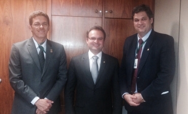 Representantes da FenaPRF se reúnem com deputado José Maia Filho