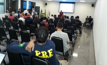 SinPRF-GO esclarece pontos da nova investida do governo contra os servidores e realiza palestras com psicólogos