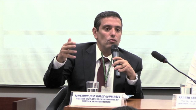 A 1ª Fala do Dr. Leonardo Rolim – Representante do governo